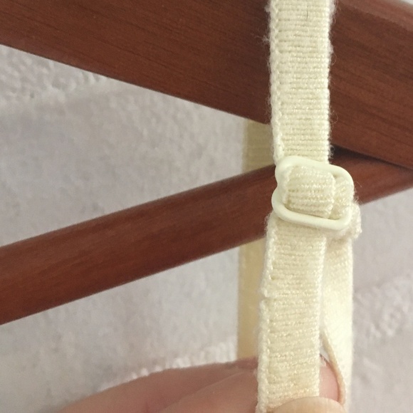 Aritzia Sunday Best Reese Sweater Knit bra top Crop Pastel Butter Yellow XL - Picture 9 of 9